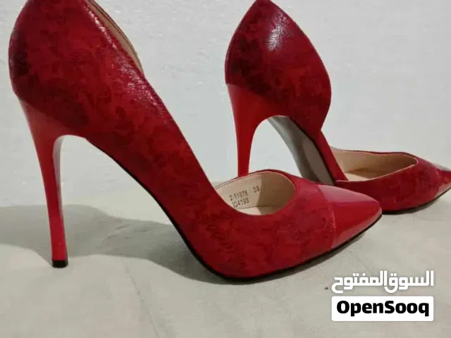 احدية وسناديل كعب عالي و متوسط من فرنسا  المقياس 38