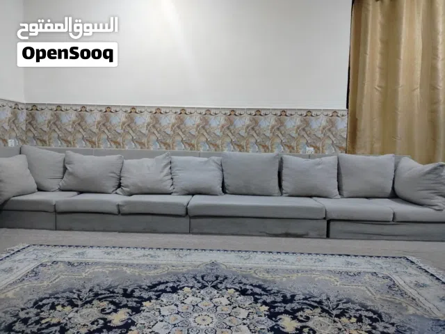 قنفات تخبل اماكن جلوس رصاصية