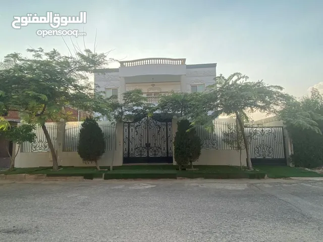240 m2 4 Bedrooms Villa for Sale in Cairo Shorouk City