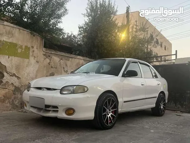 هيونداي أكسنت 1997 3 جيد — قصة الدب ، قير أوتوماتيك، استخدام سيدة