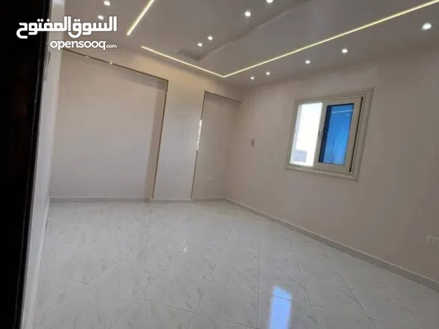 200 m2 4 Bedrooms Townhouse for Rent in Basra Mnawi Basha