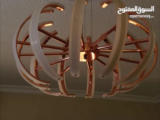 ثريات مميزة للبيع