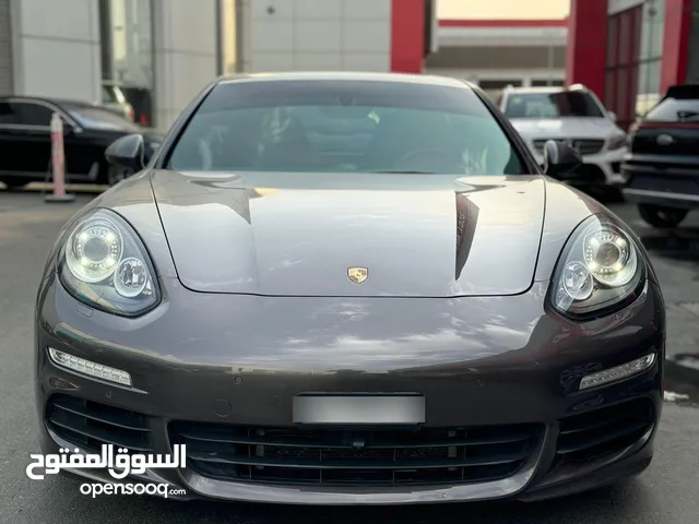 Used Porsche Panamera in Dubai