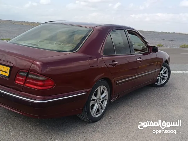 Other Mercedes Benz 2002 in Muscat