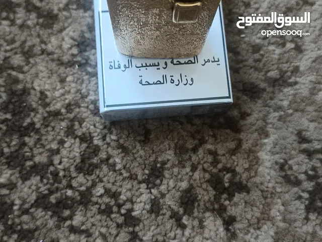 /// ولاعة رونسون مطلية ذهب ///