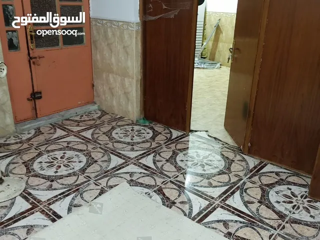 150 m2 2 Bedrooms Townhouse for Rent in Basra Qibla