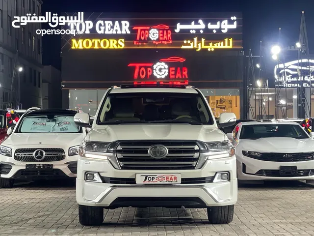 Used Toyota Land Cruiser in Muscat