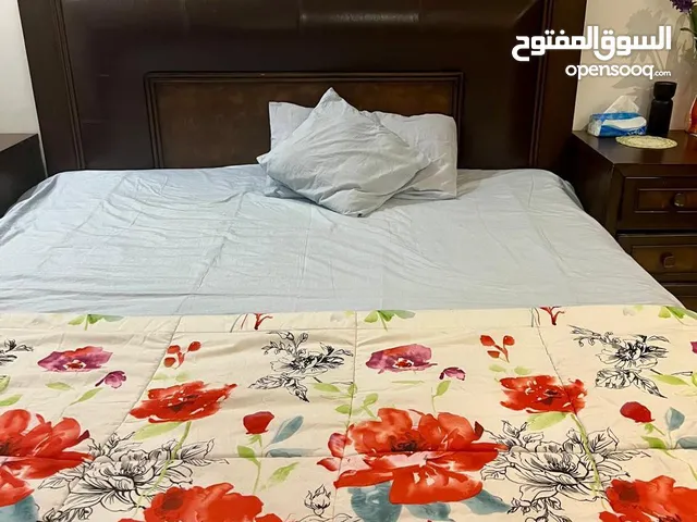 Bedroom set with 6 Door Cupboard, King Size Bed with Mattress,Big Dresser