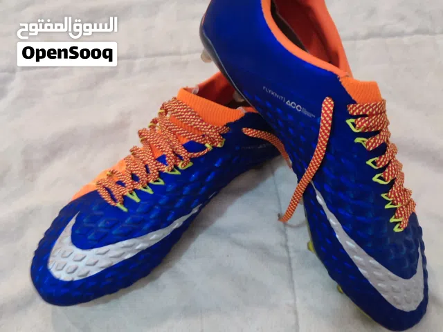 Original football shoes nike Hypervenomm size 44 أحذية کرة القدم ناکی اصلی