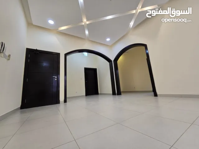 130 m2 2 Bedrooms Apartments for Rent in Northern Governorate Al Janabiyah
