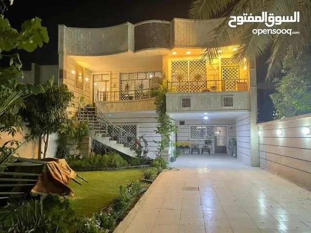 300 m2 More than 6 bedrooms Townhouse for Rent in Baghdad Saidiya
