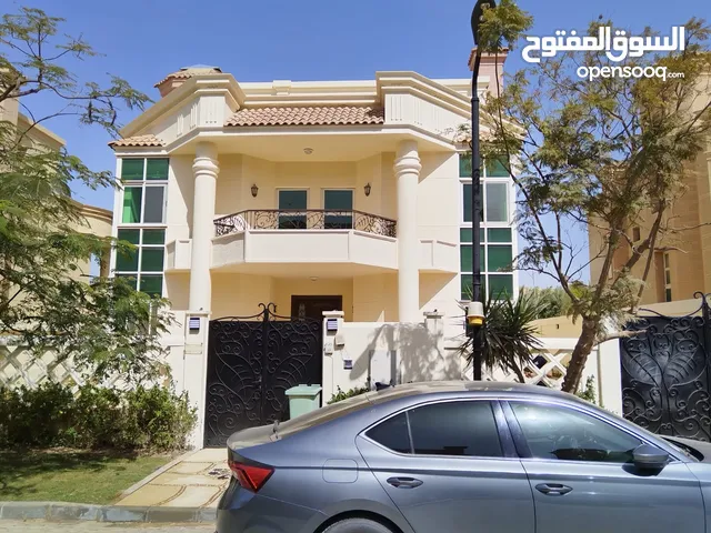 370 m2 5 Bedrooms Villa for Rent in Giza Sheikh Zayed