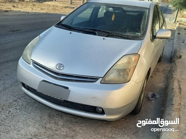 Used Toyota Prius in Zarqa