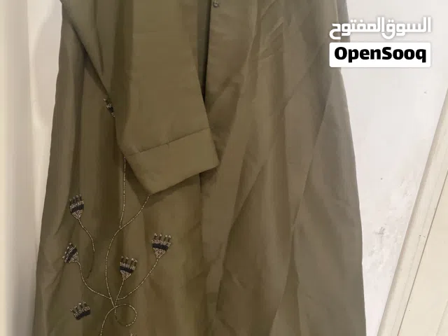 عبايه شك مستعمله شوي
