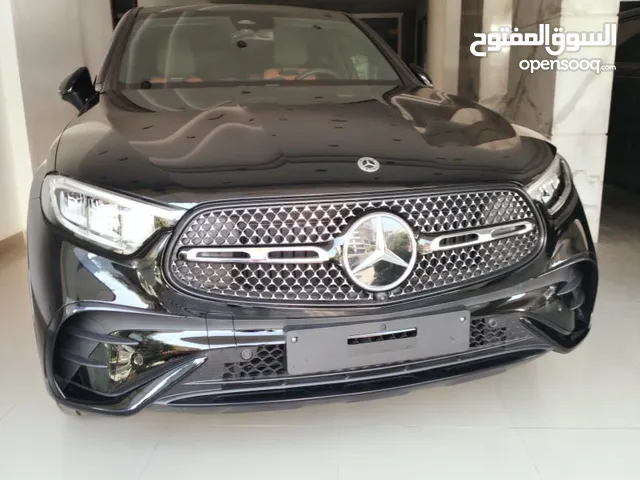 مرسيدس GLc300 للبيع كاملة بسعر مغري
