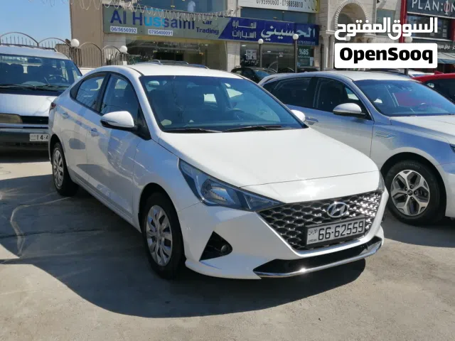 2022 Hyundai Accent Standard