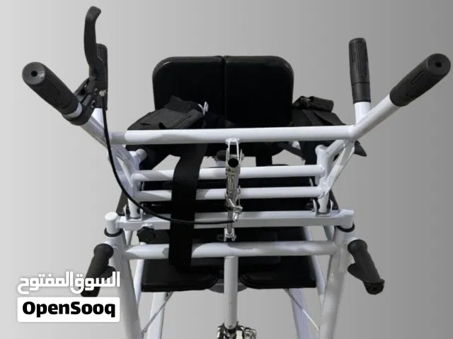 كرسي ناقل المريض مع القلاب من شركة الوكيل