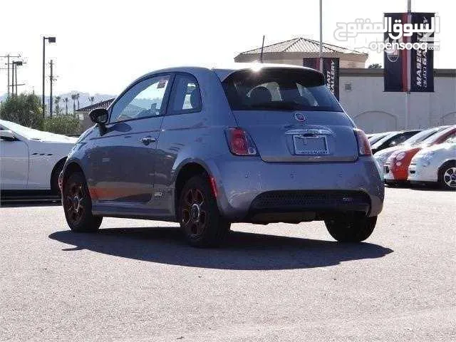 فيات 500e. 2015