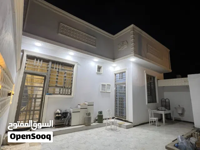 20 m2 3 Bedrooms Townhouse for Sale in Basra Abu Al-Khaseeb