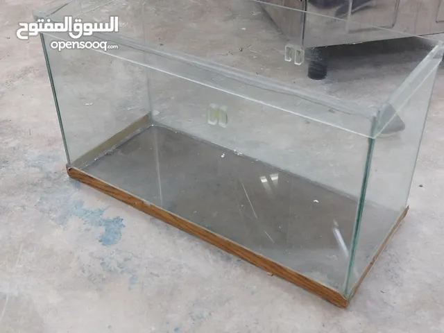 حوض سمك بمقاسات مختلفة