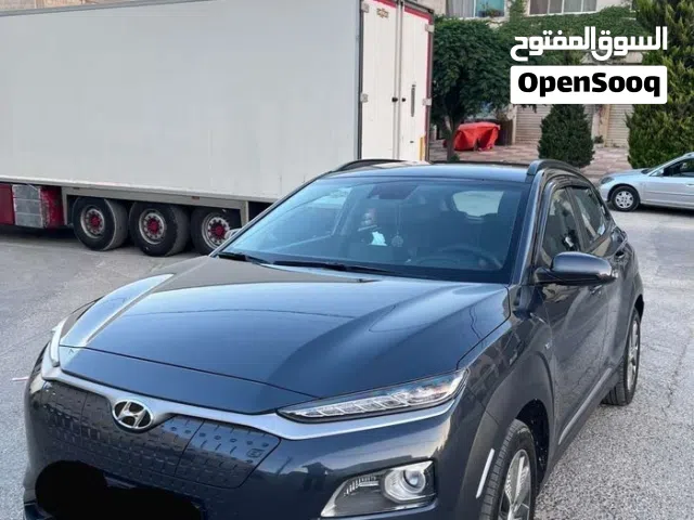 بوليش وتلميع كامل جسم المركبة ومعالجة الخدوش و اصفرار الاضوية