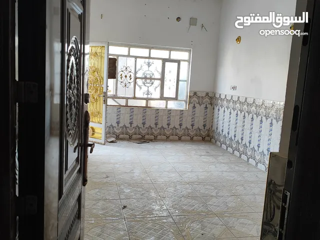 130 m2 1 Bedroom Townhouse for Sale in Basra Abu Al-Khaseeb