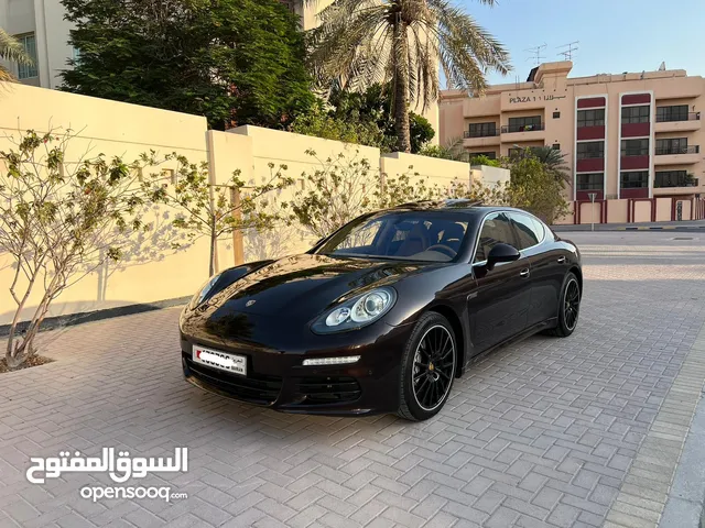 Used Porsche Panamera in Northern Governorate