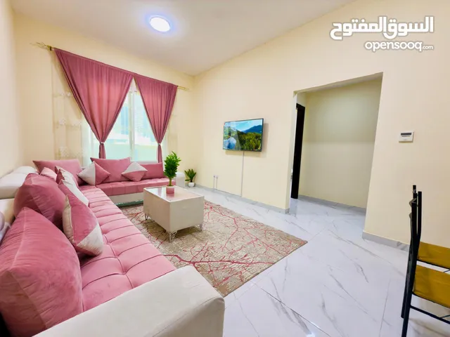 SH / غرفة وصالة مفروشة - ايجار شهري شامل الفواتير والانترنت والصيانة - الراشدية /3/ خلف الجراند مول