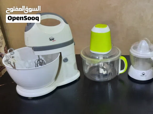 عجانة وخفاقة ممتازة نضيفة كثيير  عصارة حمضيات ورمان قوية  فرامة خضار  بسعر مغري