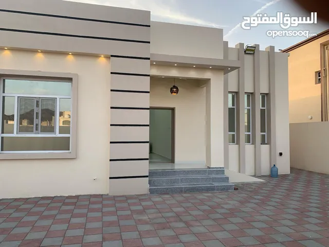 263 m2 3 Bedrooms Townhouse for Sale in Al Dakhiliya Sumail