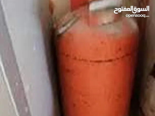 اسطوانة غاز بالمنظم شبه جديد 22 دينار قابل للتفاوض