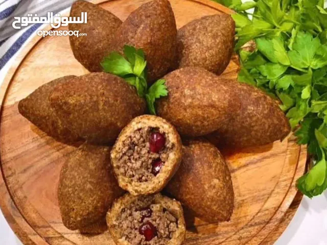 كبه وورق عنب بلدي طازج ملفوف وجبنه وتبوله