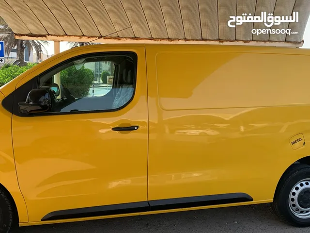 Used Peugeot Expert in Al Ahmadi