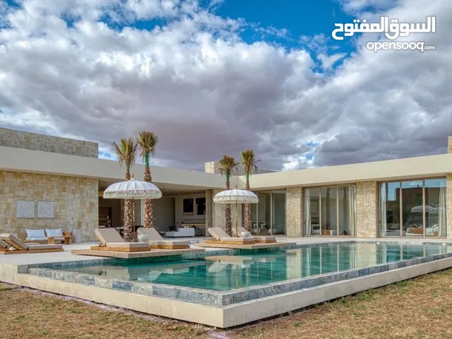 500 m2 More than 6 bedrooms Villa for Rent in Marrakesh Route de Ouarzazate
