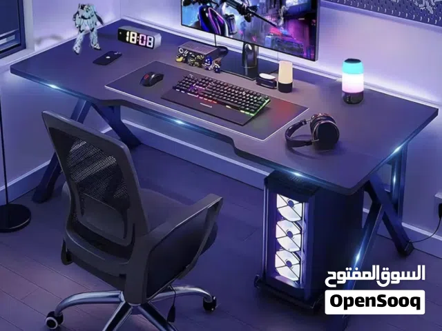 طاولات و كراسي قيمنق ب اكثر من لون و مقاس