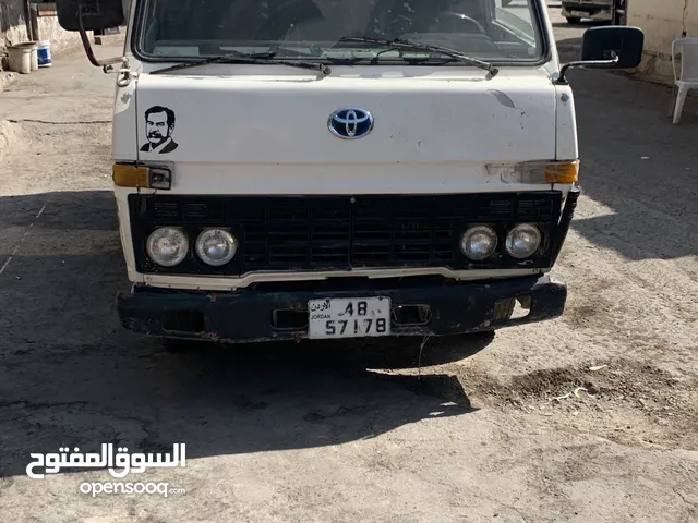 Box Mitsubishi 1982 in Amman