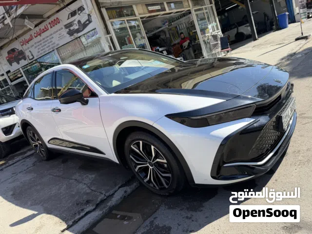 تويوتا كراون ابيض واسود موديل2023