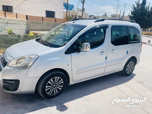 بيجو بارتنر تي بي 2017