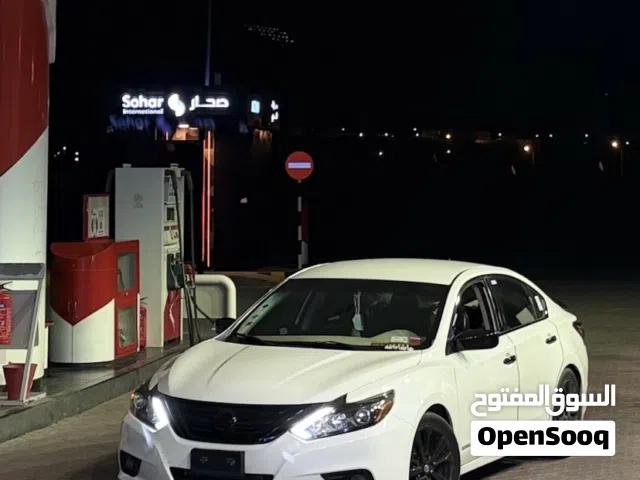 Used Nissan Altima in Al Dakhiliya