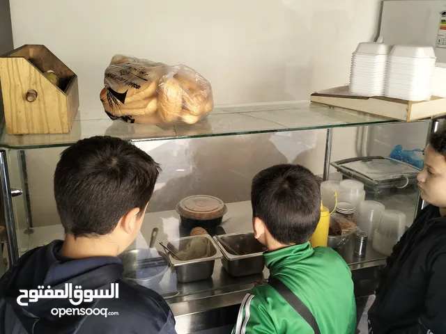 30 m2 Restaurants & Cafes for Sale in Zarqa Hay Al-Rasheed - Rusaifah