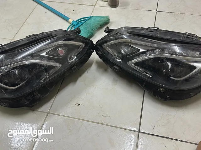 مصابيح مرسيدس امامي