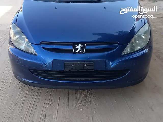 بيجو 307 ديزل نفط  HDi محرك 20  مكيف كامبيو عادي موديل 2004 ماشى 278 ألف