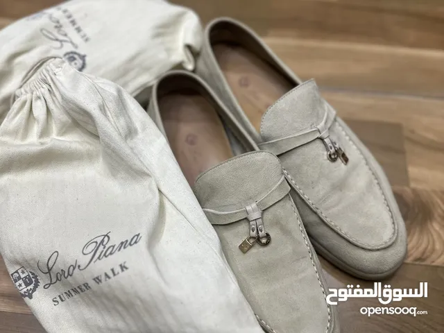 43 Casual Shoes in Amman