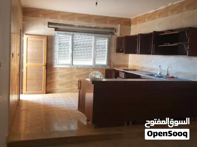 شفة دور الرابع يوجد اصنصير شغال نظيفة حجم كبير شارع الخلطات خلف خزانات النفط مطلوب عائلة صغيرة