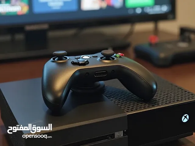 للبيع جهاز Xbox One استعمال خفيف، شغال كويس جدًا ومفيهوش أي مشاكل في التشغيل.
