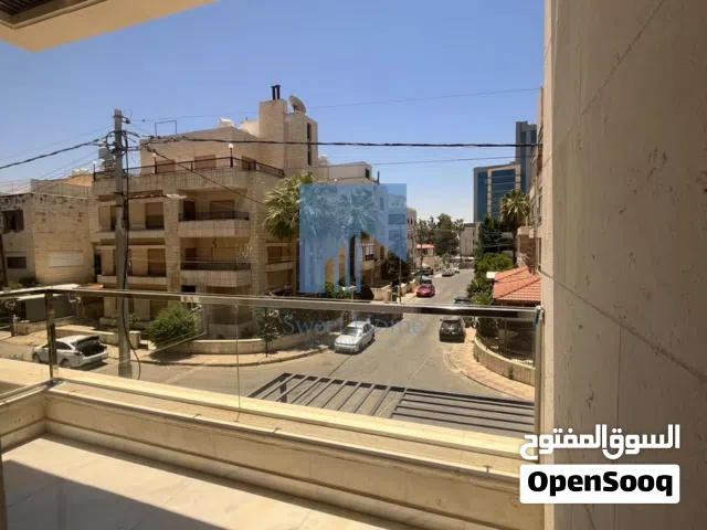 شقة فاخرة للبيع في أم أذينة - قرب سوق الذهب طابق ثاني 150م تشطيب سوبر ديلوكس لم تسكن