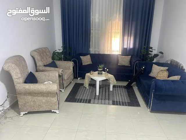 طقم كنب ضيوف شبه جديد