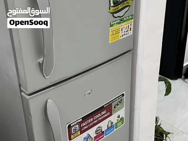 ثلاجة مستعملة لمده 9 شهور جيباس استخدام قليل ونظيفه ولا توجد اي خرابات