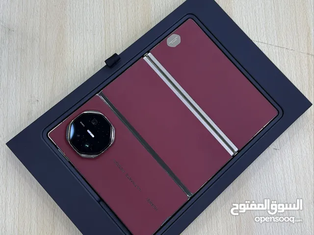هاتف HUAWEI Mate XT مستعمل 25 يوم فقط