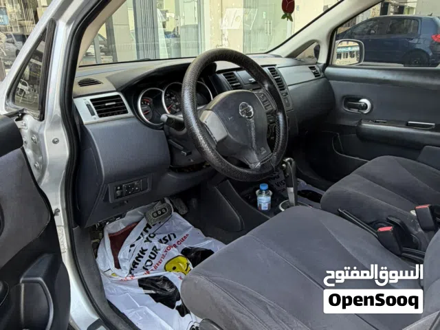 2008 نيسان فيرسا SV
